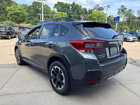 Used 2021 Subaru Crosstrek 2.0i AWD/4WD image 3