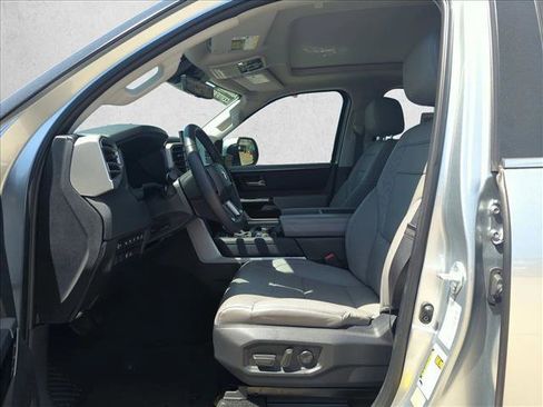 Used 2024 Toyota Tundra Limited AWD/4WD image 14