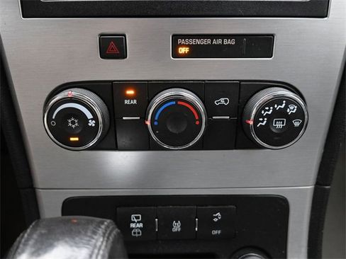 Used 2012 GMC Acadia SLE image 20