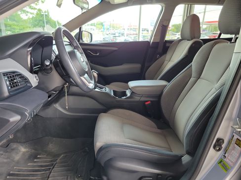 Used 2022 Subaru Outback Premium AWD/4WD image 18