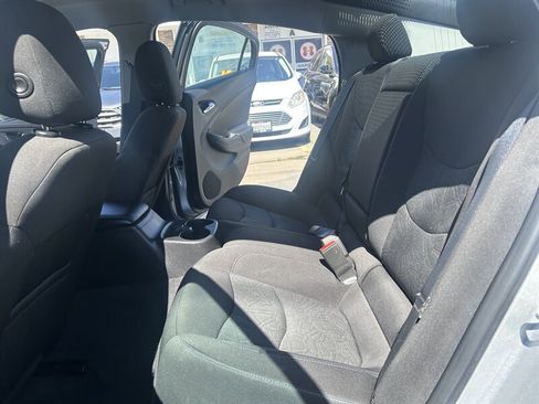 Used 2018 Chevrolet Volt LT image 14