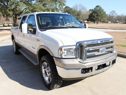 Used 2007 Ford F250 King Ranch image 4
