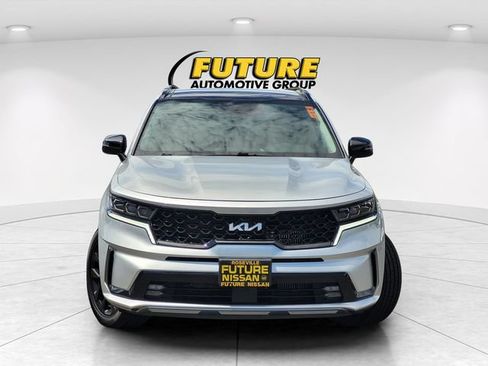 Used 2022 Kia Sorento SX FWD image 2