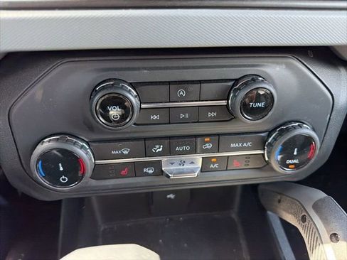 Certified 2022 Ford Bronco Big Bend image 19