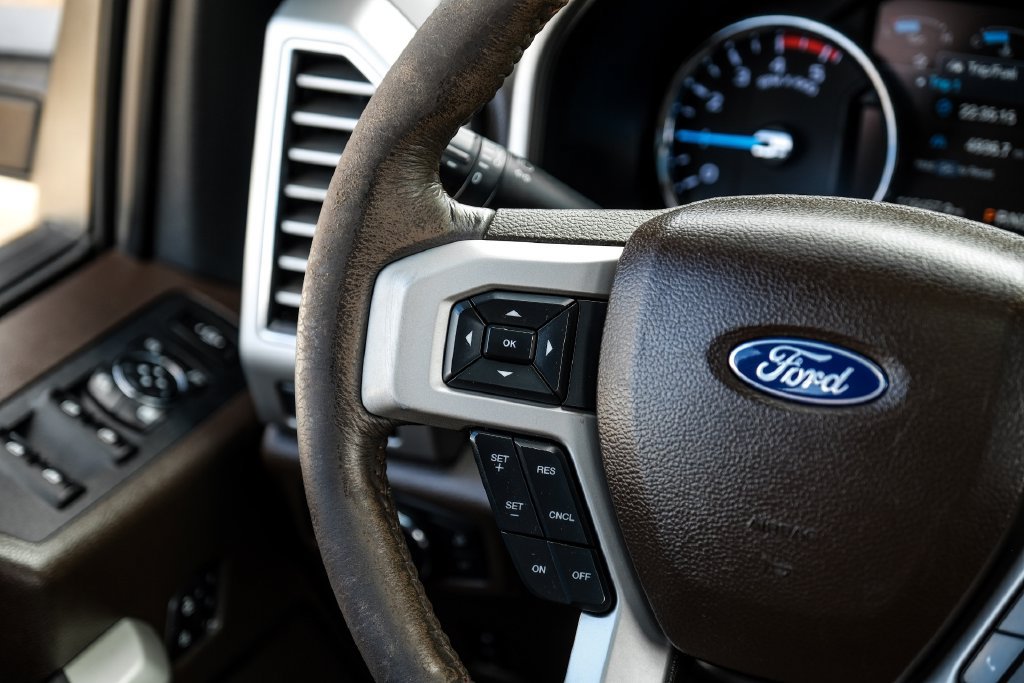 Used 2019 Ford F250 King Ranch w/ King Ranch Ultimate Package AWD/4WD image 14