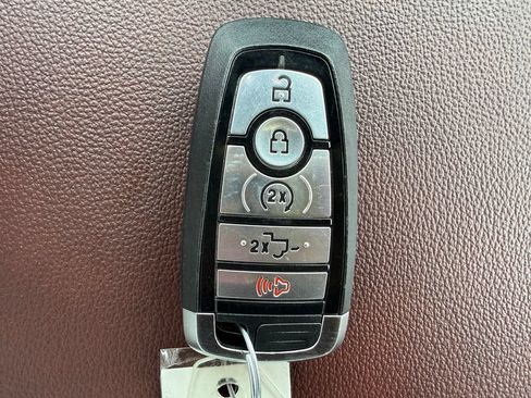 Used 2023 Ford F150 Lariat w/ Equipment Group 502A High AWD/4WD image 30