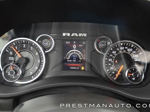 Used 2024 RAM 2500 Tradesman w/ Chrome Appearance Group image 24