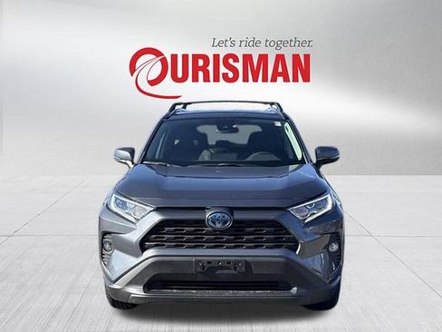 Used 2021 Toyota RAV4 XLE image 6