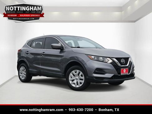 Used 2020 Nissan Rogue Sport S FWD image 1