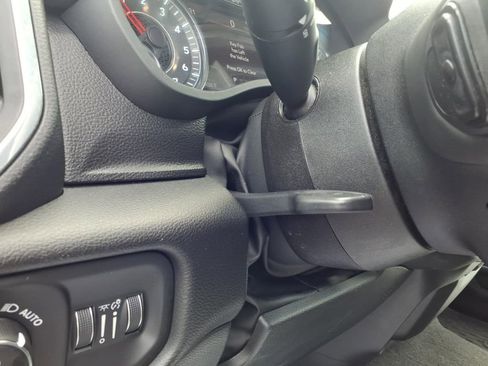 Used 2023 RAM 1500 Laramie AWD/4WD image 29
