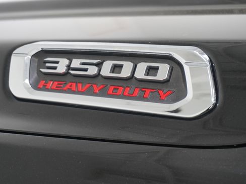 Used 2022 RAM 3500 Limited image 9