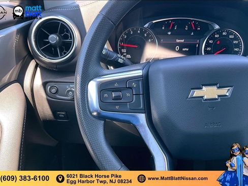 Used 2025 Chevrolet Blazer LT AWD/4WD image 16