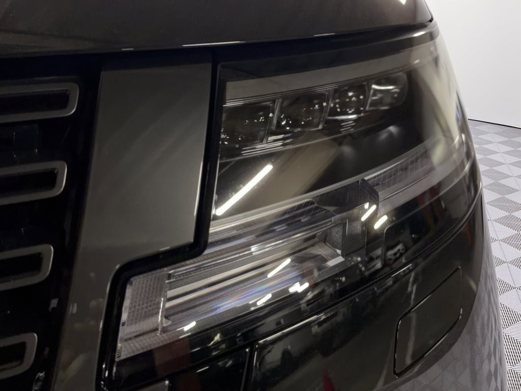 New 2026 Land Rover Range Rover Long Wheelbase SE AWD/4WD image 12