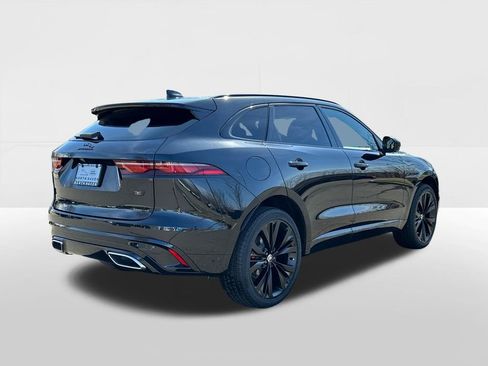 New 2026 Jaguar F-PACE R-Dynamic S image 4