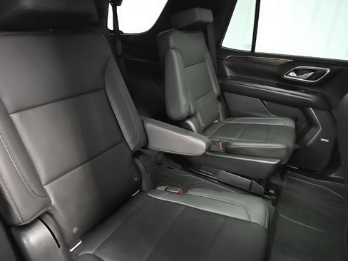Used 2021 Chevrolet Tahoe Z71 w/ Z71 Signature Package AWD/4WD image 20