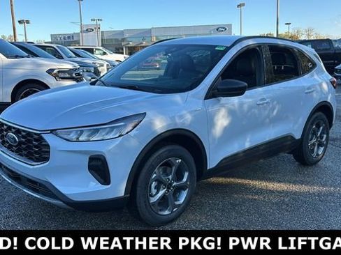 New 2026 Ford Escape ST-Line w/ Cold Weather Package AWD/4WD image 3