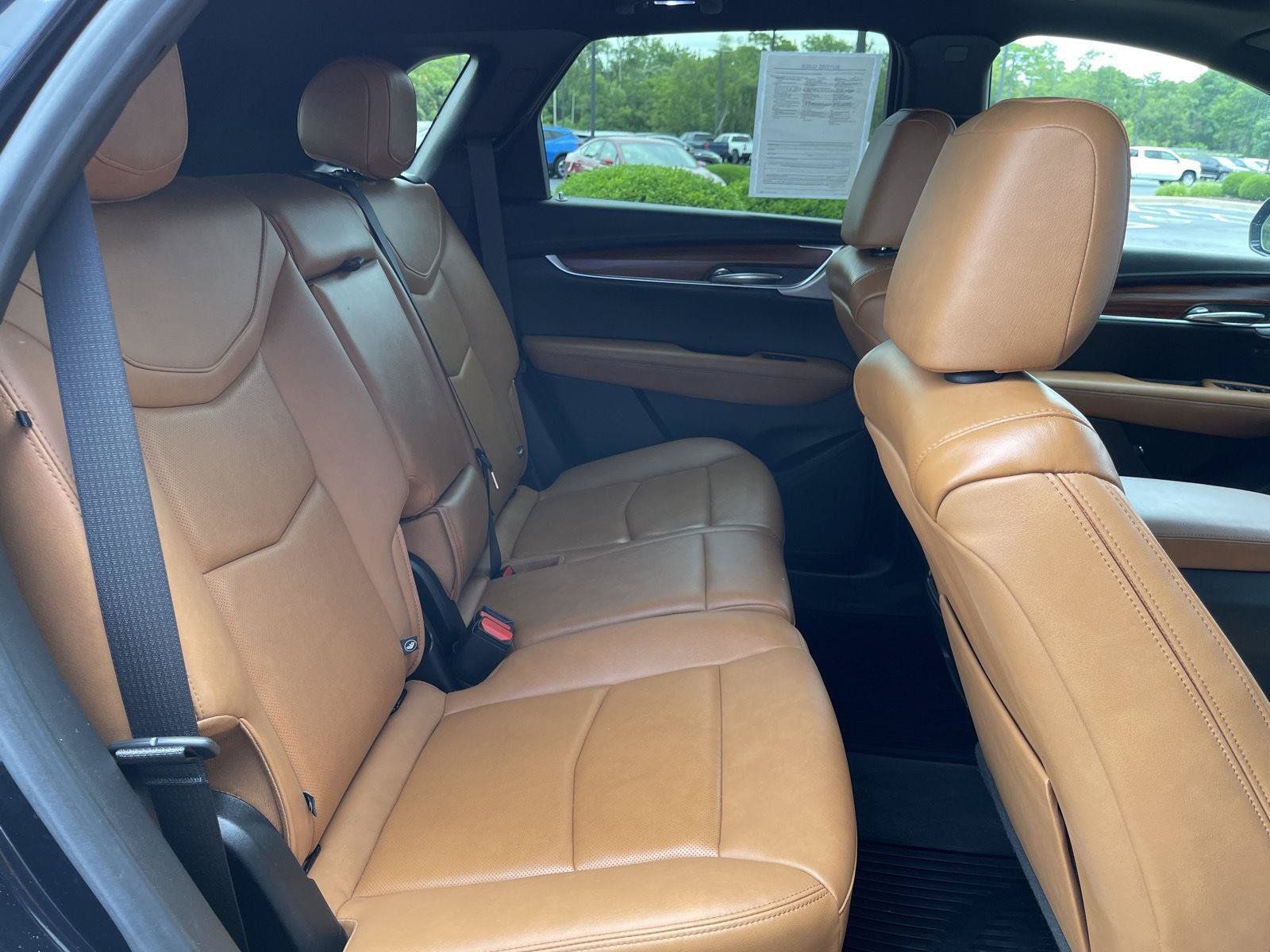 Used 2021 Cadillac XT5 Premium Luxury w/ LPO, Floor Liner Package AWD/4WD image 41