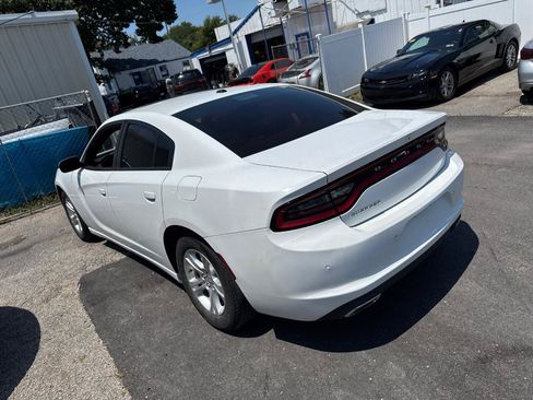 Used 2020 Dodge Charger SXT w/ Leather Interior Group RWD image 5