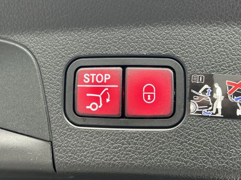 New 2026 Mercedes-Benz GLE 53 AMG 4MATIC Coupe image 25