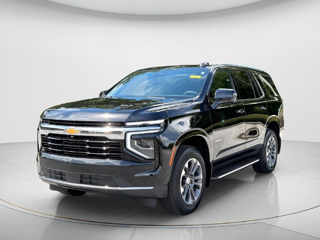 Used 2025 Chevrolet Tahoe LS AWD/4WD image 1