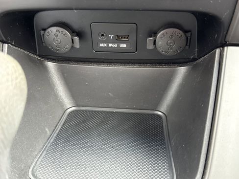 Used 2013 Kia Sorento LX FWD image 23