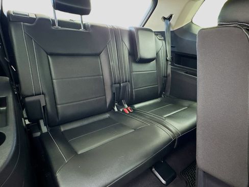 Used 2023 Volkswagen Atlas SE image 19