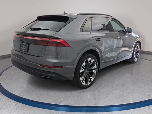 Used 2024 Audi Q8 Premium Plus AWD/4WD image 5