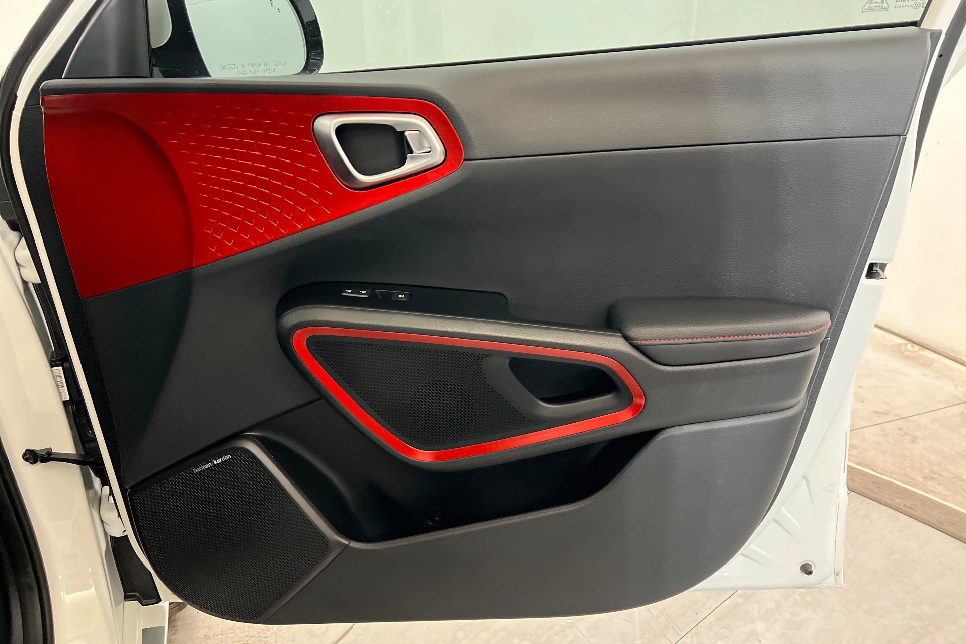 Used 2025 Kia Soul GT-Line w/ GT-Line Technology Package FWD image 24