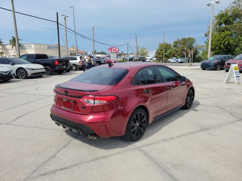 Used 2022 Toyota Corolla SE image 4