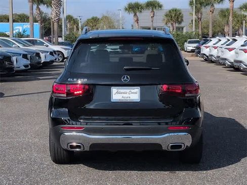 Used 2022 Mercedes-Benz GLB 250 image 7