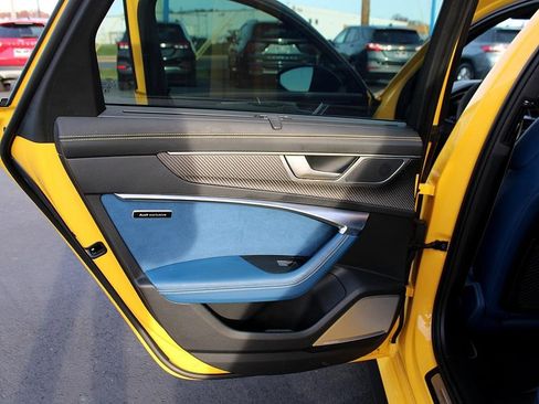 Used 2024 Audi RS 6 performance image 30