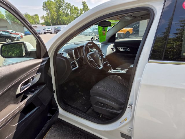 Used 2017 Chevrolet Equinox LT w/ Convenience Package FWD image 11