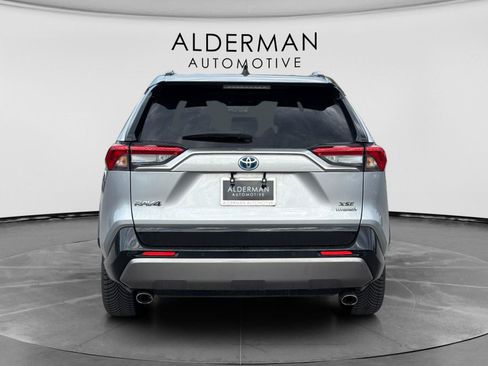 Used 2019 Toyota RAV4 XSE AWD/4WD image 4