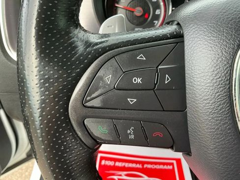 Used 2017 Dodge Charger R/T w/ Navigation & Travel Group image 25