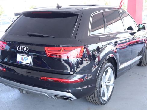 Used 2019 Audi Q7 3.0T Prestige w/ Prestige Package AWD/4WD image 5