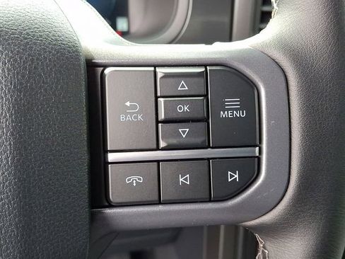 Used 2025 Ford F150 Lariat w/ Equipment Group 501A Mid image 18