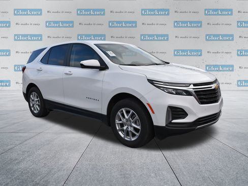 Used 2024 Chevrolet Equinox LT image 3