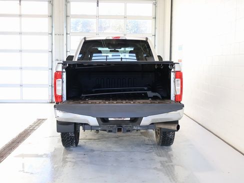 Used 2019 Ford F250 XLT image 28
