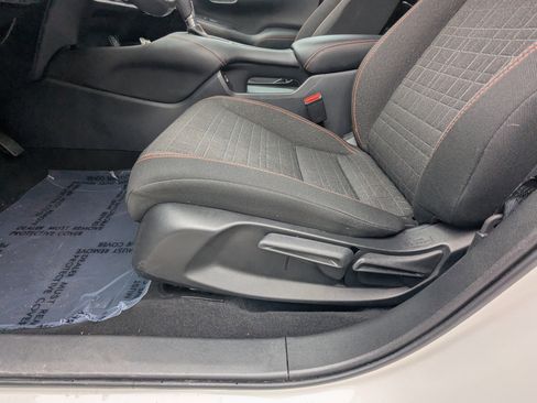 Used 2023 Honda HR-V Sport image 16