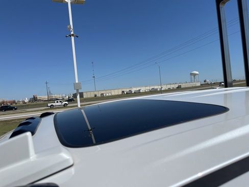 Used 2024 GMC Sierra 2500 Denali w/ Denali Reserve Package image 8