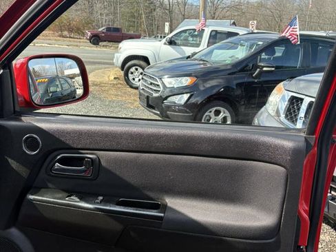 Used 2010 Chevrolet Colorado LT image 23