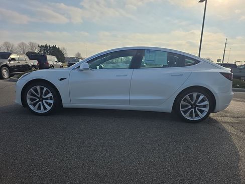 Used 2020 Tesla Model 3 Long Range image 4