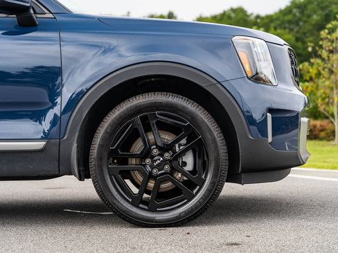 Used 2023 Kia Telluride EX X-Line AWD/4WD image 9
