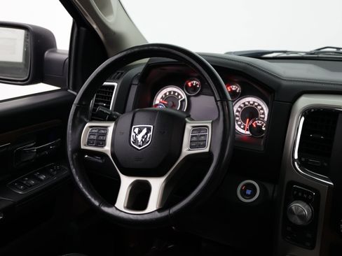 Used 2017 RAM 1500 Laramie w/ Convenience Group AWD/4WD image 37