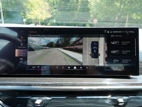 New 2026 BMW X5 xDrive40i w/ M Sport Package AWD/4WD image 13