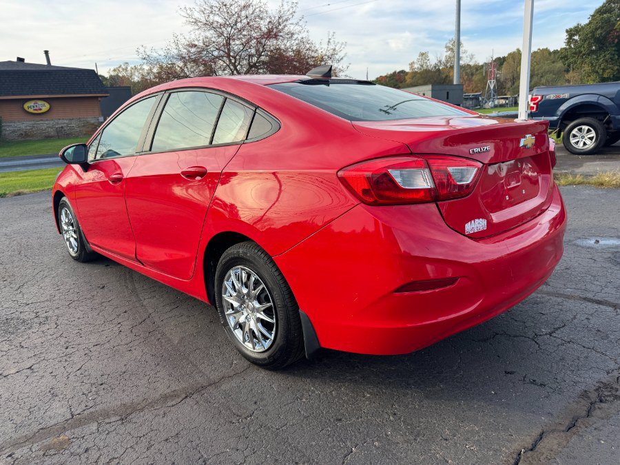 Used 2017 Chevrolet Cruze LS FWD image 3