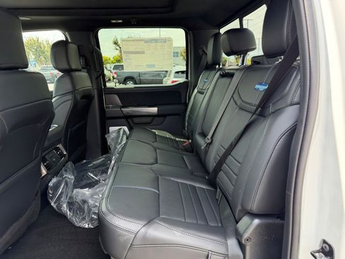 New 2026 Ford F450 Platinum w/ FX4 Off-Road Package AWD/4WD image 14