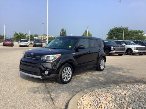 Used 2017 Kia Soul + FWD image 1