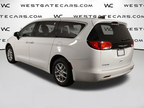 Used 2023 Chrysler Voyager LX FWD image 41