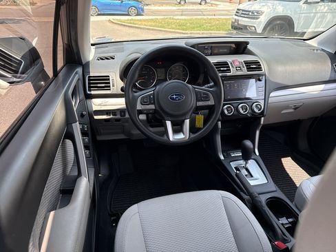 Used 2018 Subaru Forester 2.5i Premium w/ All-Weather Package AWD/4WD image 7